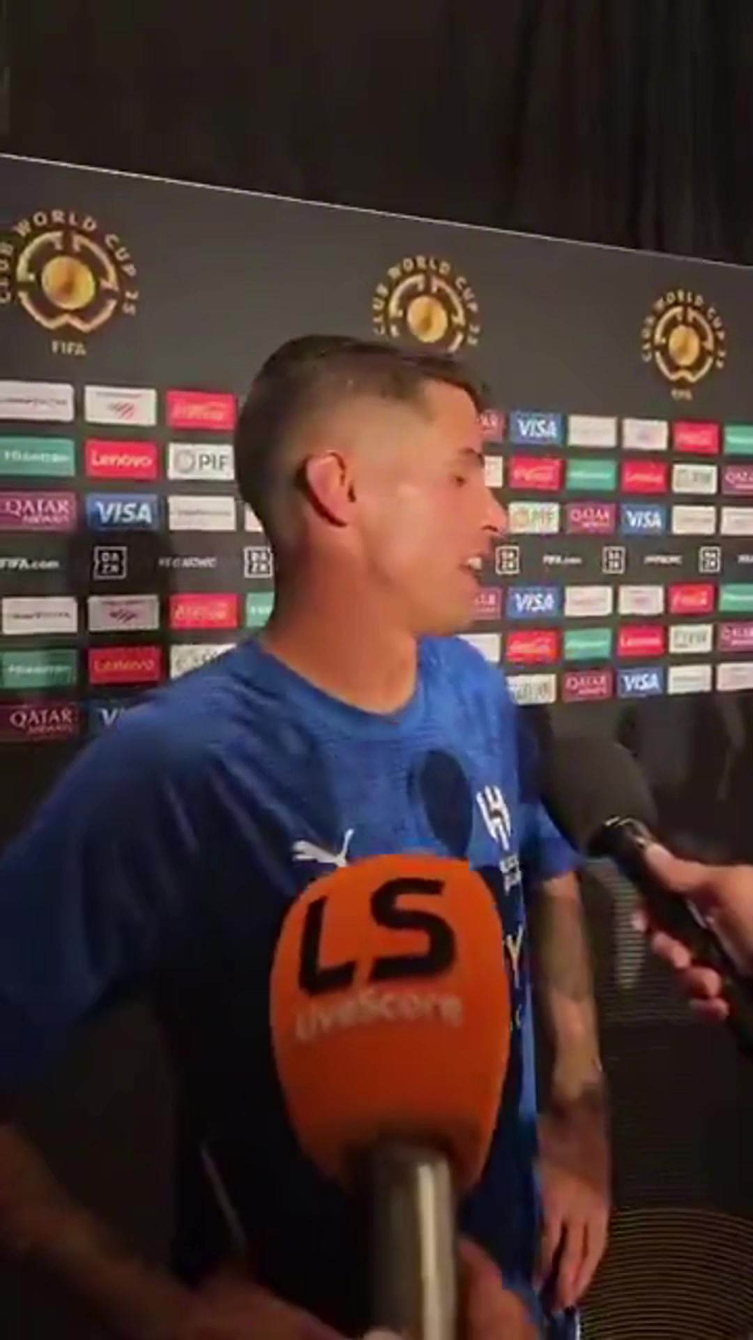 新月1-1皇馬賽后坎塞洛我熱愛巴薩我很享受在巴薩的時(shí)光